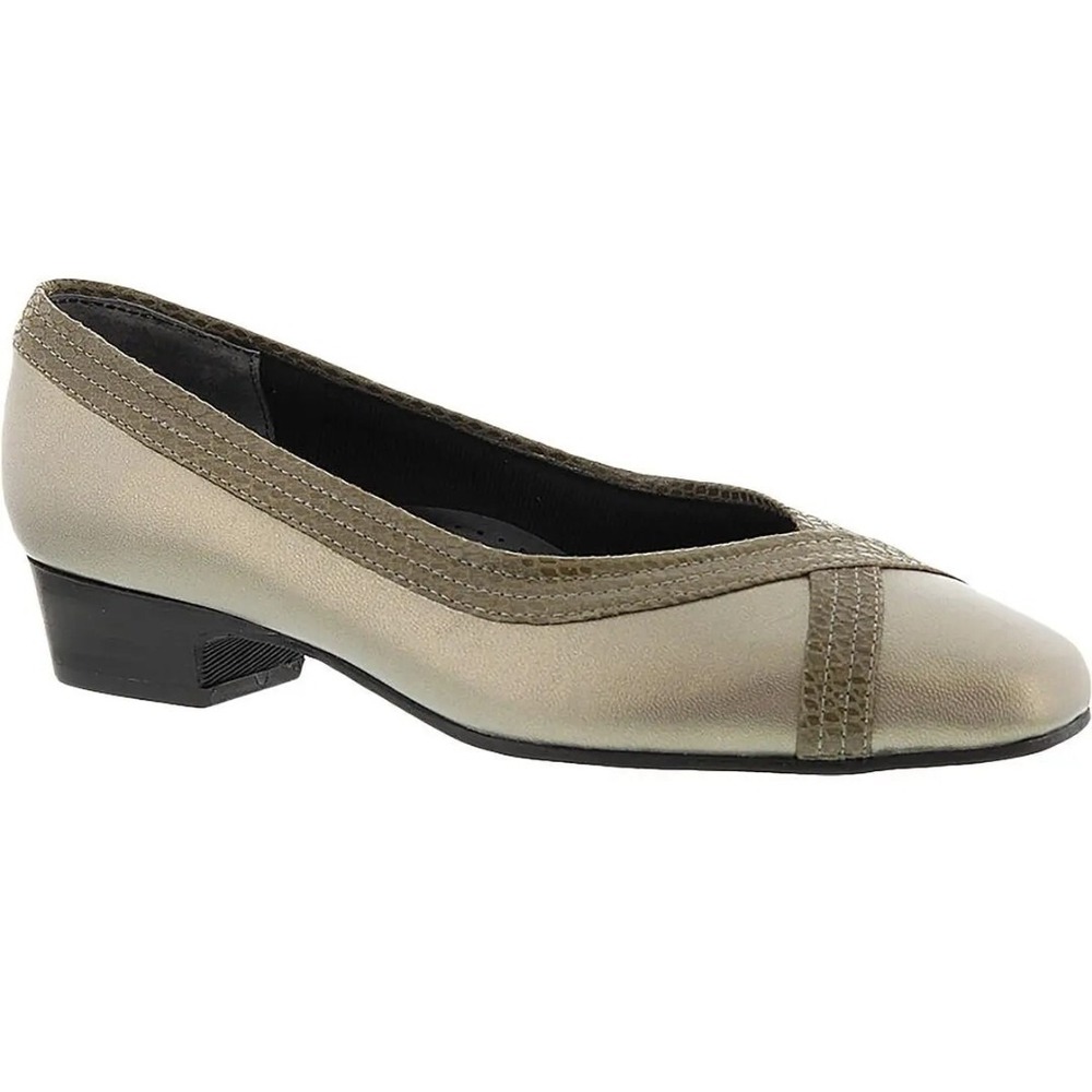 Mark Lemp Classics by Walking Cradles Womens Tracy Gold Ballet Flats 6.5N